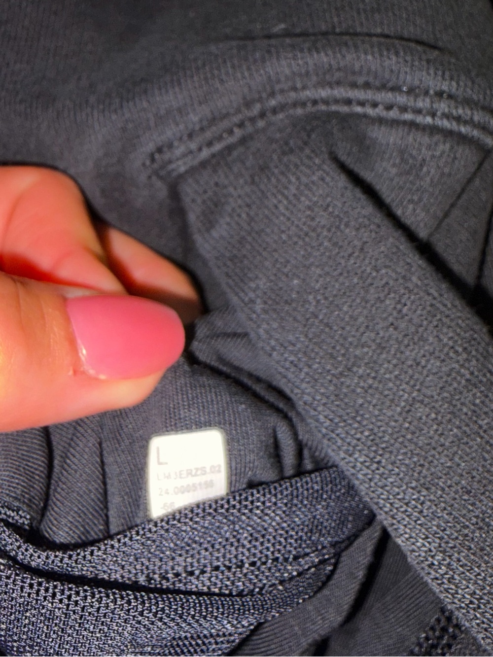 Lululemon Mens Black Pullover Hoodie - Picture 4 of 5